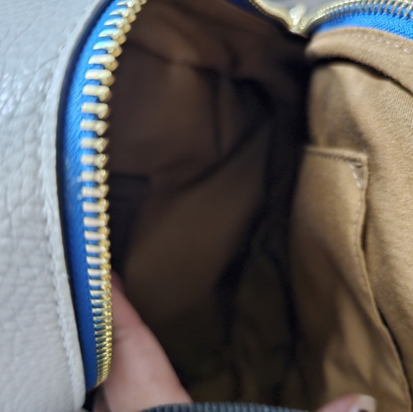 SOLD! SOLD! - Picture 13 of 13